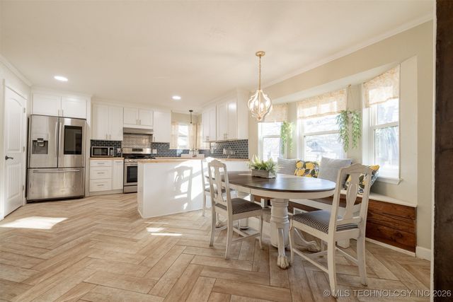 3105 S Nassau Avenue, Sand Springs, OK 74063