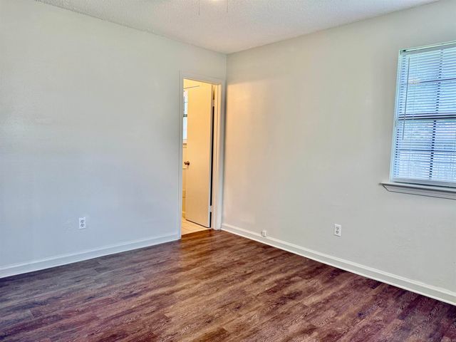 46 Wright Circle, Jacksonville, AR 72076