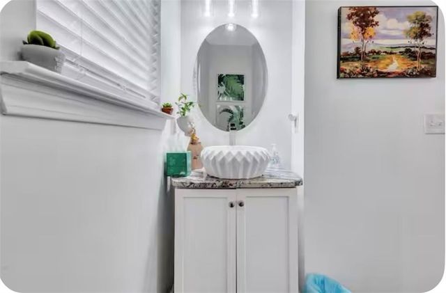 2835 Peek NW Road, Atlanta, GA 30318