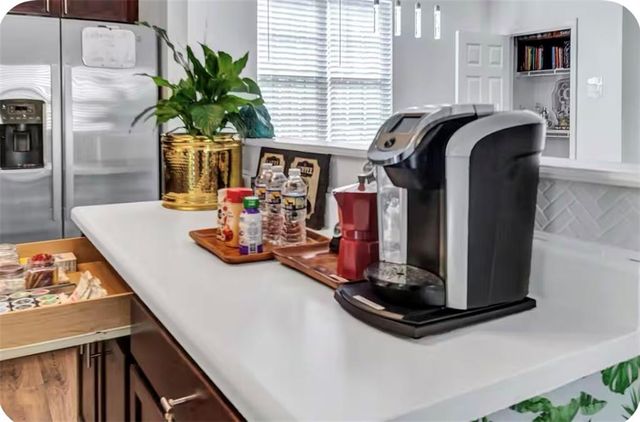 2835 Peek NW Road, Atlanta, GA 30318