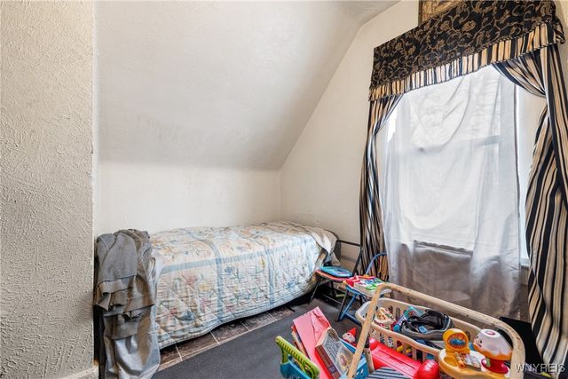 24 Persia Street, Buffalo, NY 14211