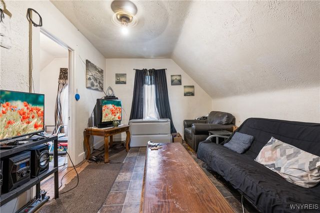 24 Persia Street, Buffalo, NY 14211