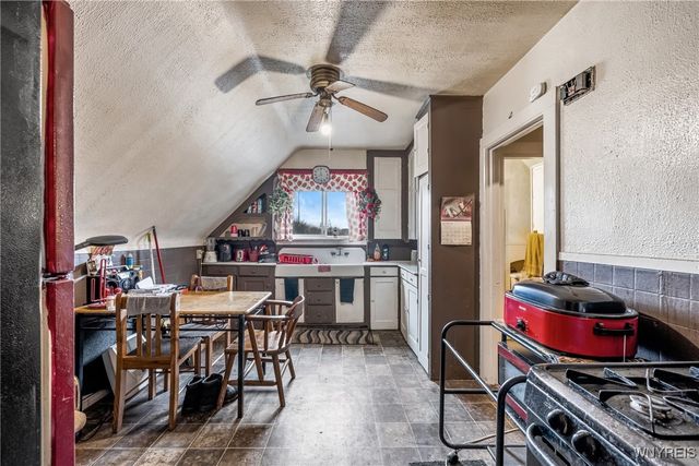 24 Persia Street, Buffalo, NY 14211