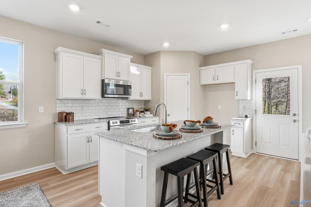 28 Aurora Circle, Fayetteville, TN 37334