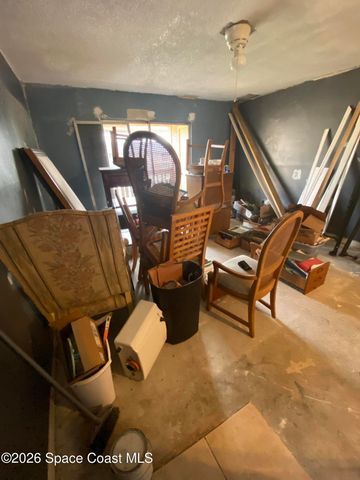 207 Bristol Lane, Melbourne, FL 32935