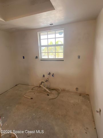 207 Bristol Lane, Melbourne, FL 32935