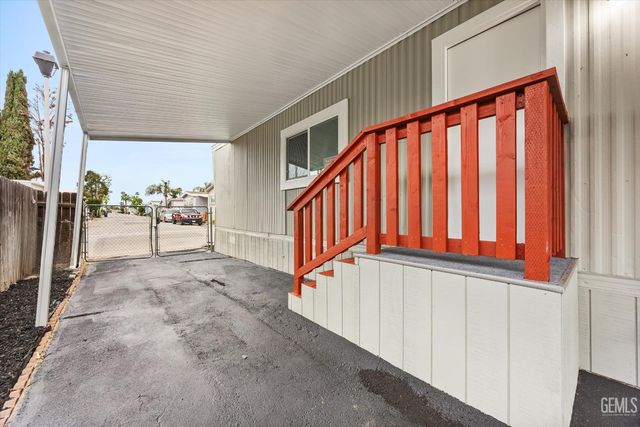 159 Hickorywood Lane, Bakersfield, CA 93308