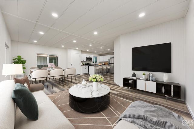 159 Hickorywood Lane, Bakersfield, CA 93308