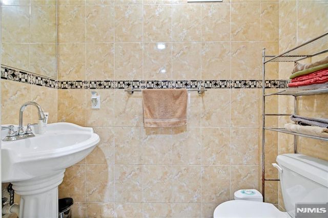 286 James Street, Hackensack, NJ 07601