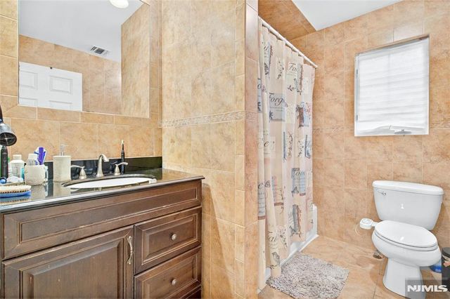 286 James Street, Hackensack, NJ 07601