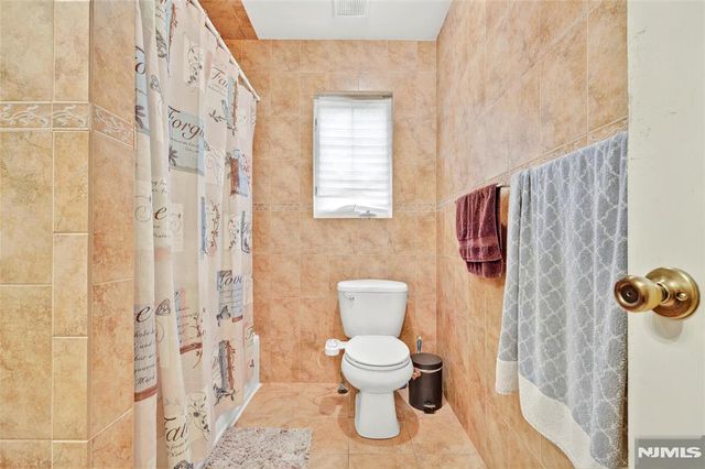 286 James Street, Hackensack, NJ 07601