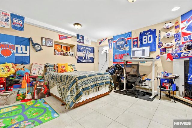 286 James Street, Hackensack, NJ 07601
