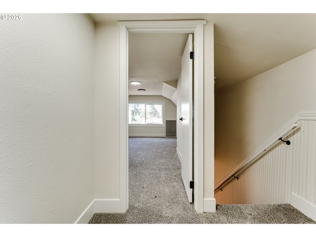 439 T St, Springfield, OR 97477