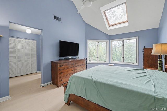 811 Eagle Bay Drive 811, Ossining, NY 10562