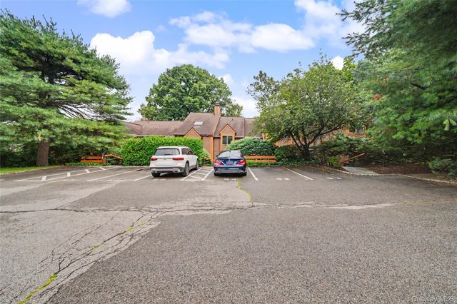811 Eagle Bay Drive 811, Ossining, NY 10562