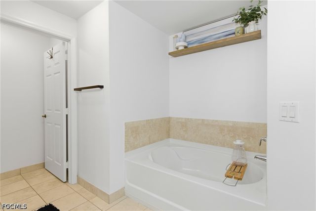 10101 Villagio Palms WAY 208, Estero, FL 33928