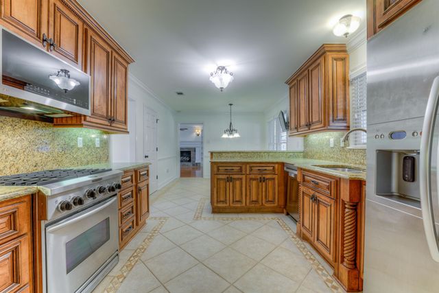 3385 BEAVER RUN DR, Collierville, TN 38017