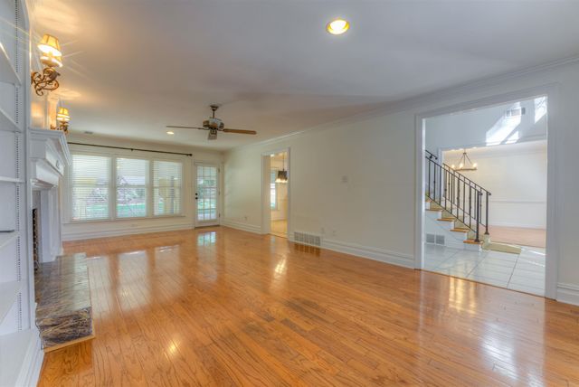 3385 BEAVER RUN DR, Collierville, TN 38017