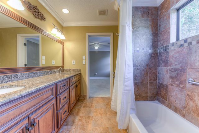 3385 BEAVER RUN DR, Collierville, TN 38017