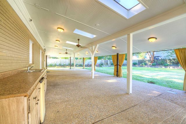 3385 BEAVER RUN DR, Collierville, TN 38017