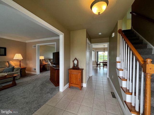 1033 CIDER LN, Lebanon, PA 17046