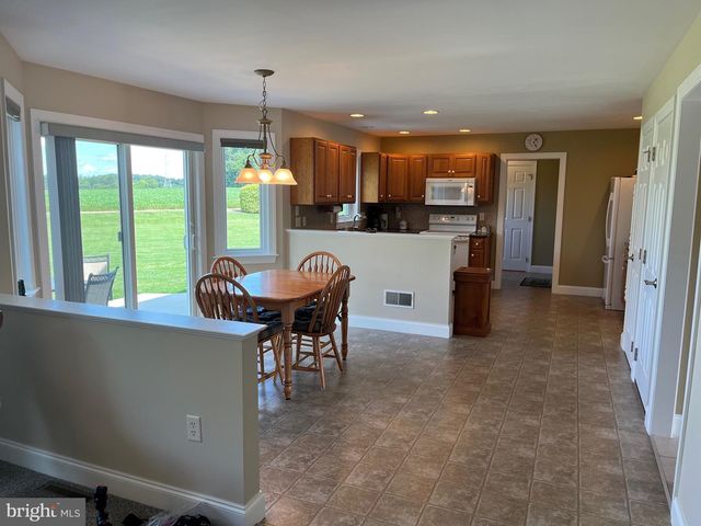 1033 CIDER LN, Lebanon, PA 17046