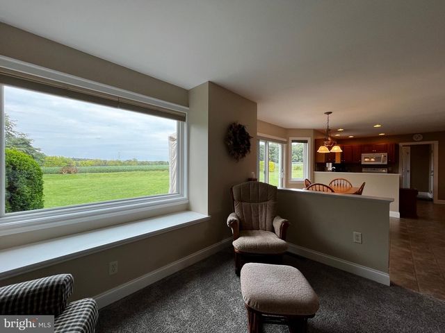 1033 CIDER LN, Lebanon, PA 17046