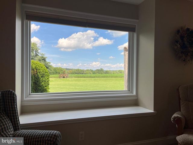 1033 CIDER LN, Lebanon, PA 17046