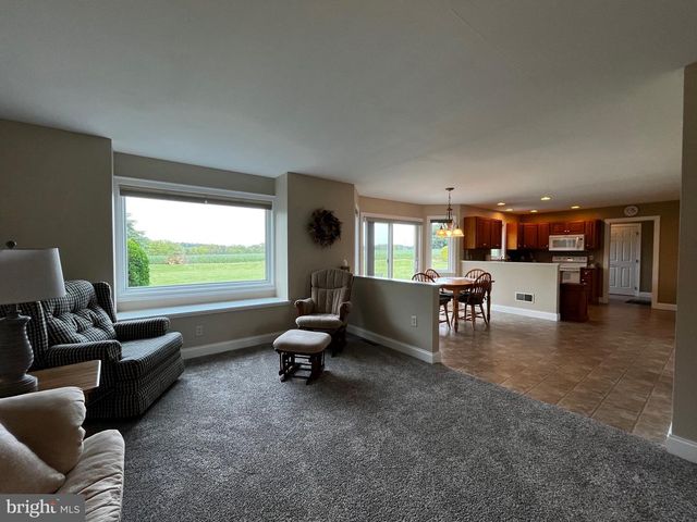 1033 CIDER LN, Lebanon, PA 17046