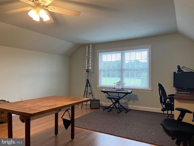 1033 CIDER LN, Lebanon, PA 17046