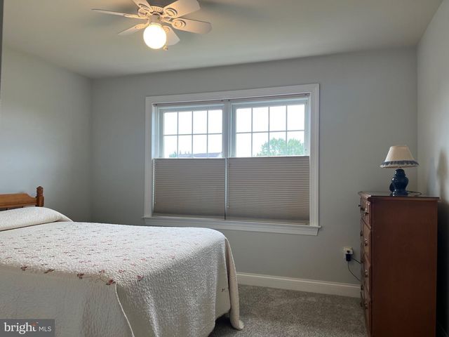 1033 CIDER LN, Lebanon, PA 17046