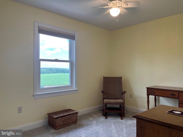1033 CIDER LN, Lebanon, PA 17046