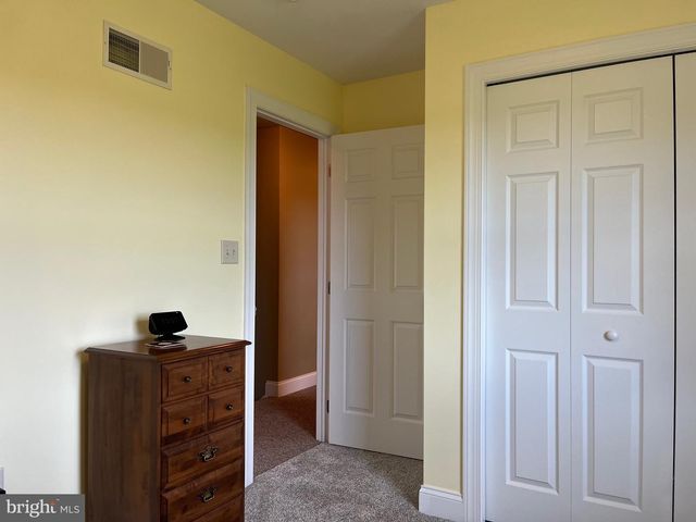 1033 CIDER LN, Lebanon, PA 17046
