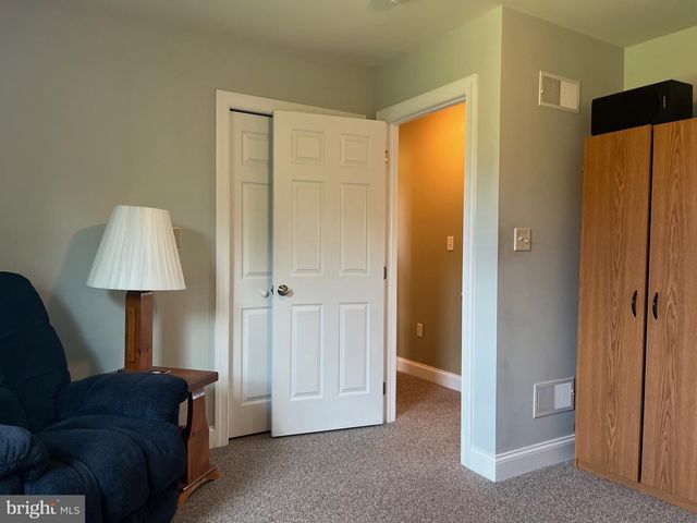 1033 CIDER LN, Lebanon, PA 17046