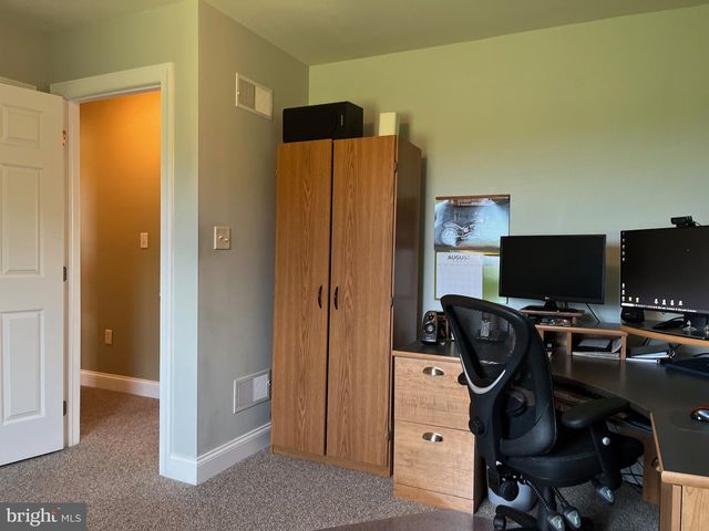 1033 CIDER LN, Lebanon, PA 17046