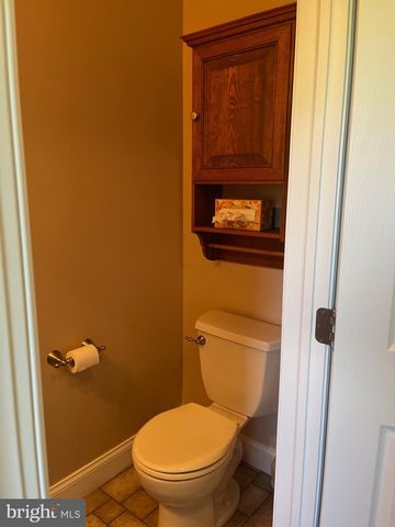 1033 CIDER LN, Lebanon, PA 17046