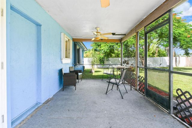 767 SE Chaloupe Avenue, Port St. Lucie, FL 34983