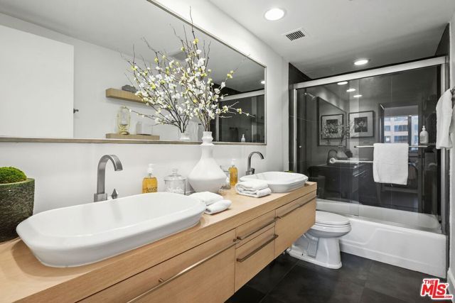 10433 Wilshire Boulevard 602, Los Angeles, CA 90024