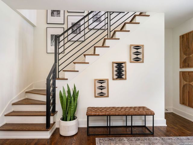 116 Canterbury Hill, San Antonio, TX 78209