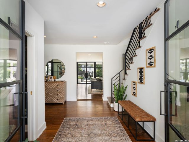 116 Canterbury Hill, San Antonio, TX 78209