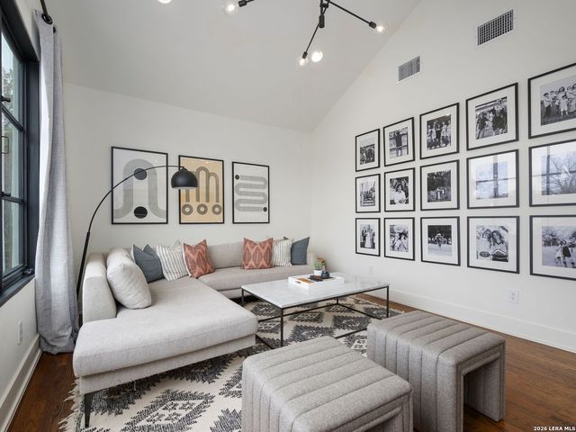 116 Canterbury Hill, San Antonio, TX 78209