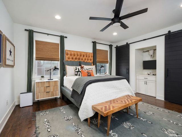 116 Canterbury Hill, San Antonio, TX 78209