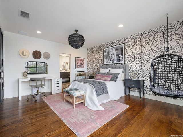 116 Canterbury Hill, San Antonio, TX 78209