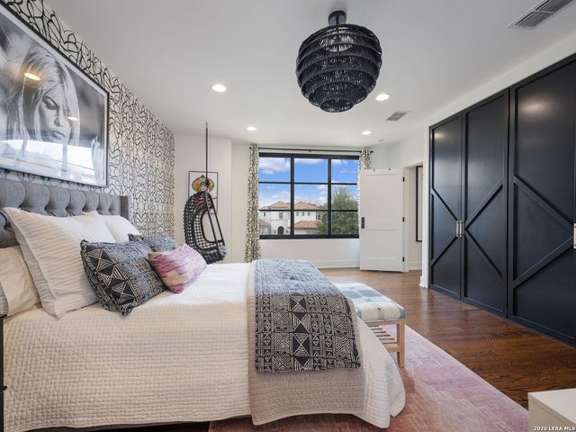 116 Canterbury Hill, San Antonio, TX 78209