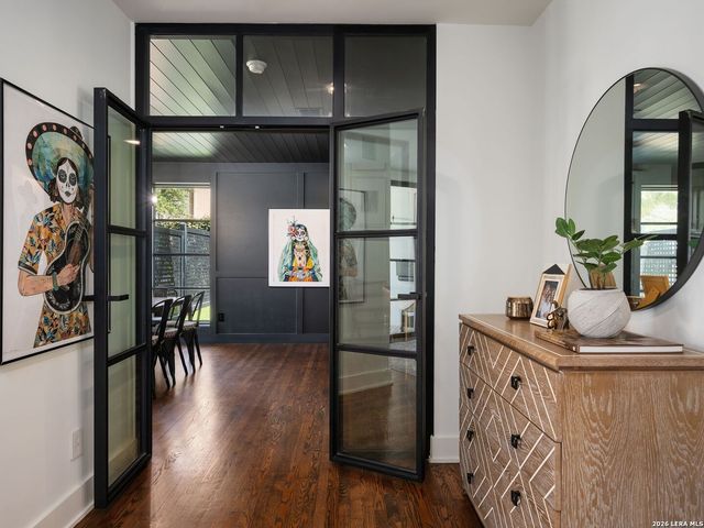 116 Canterbury Hill, San Antonio, TX 78209