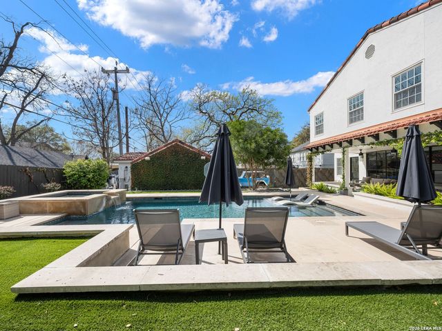 116 Canterbury Hill, San Antonio, TX 78209