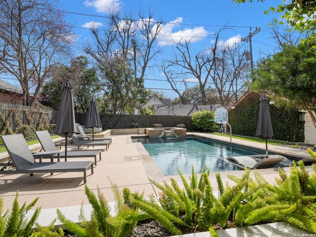 116 Canterbury Hill, San Antonio, TX 78209