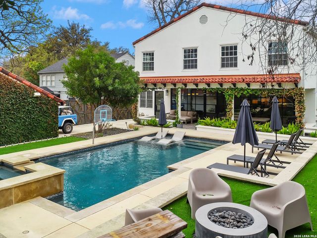 116 Canterbury Hill, San Antonio, TX 78209