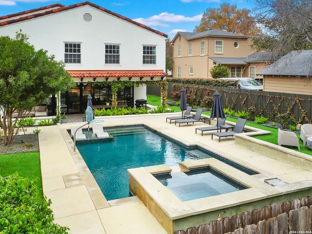 116 Canterbury Hill, San Antonio, TX 78209