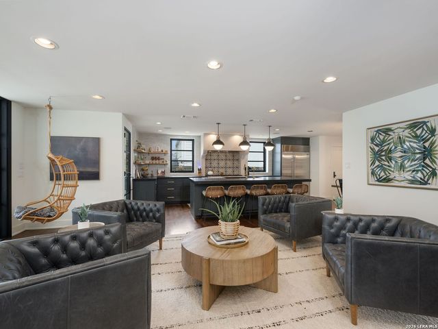 116 Canterbury Hill, San Antonio, TX 78209